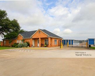 Photo 2 of Ideal Self Storage - 6122 Sherwood Way, San Angelo, TX