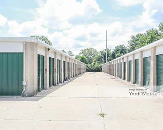 Photo 2 of Extra Space Storage - 2809 Lager Drive, Champaign, IL