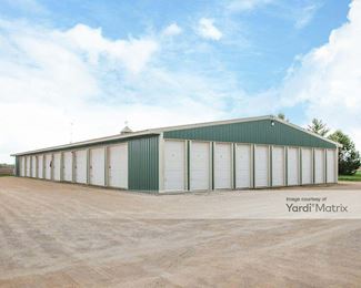 Photo 3 of King Storage - E9636 County Road, New London, WI