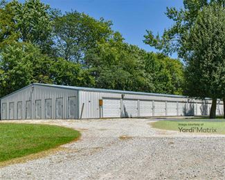 Photo 5 of Rusk Sales-Storage - 702 South Lake of The Woods Road, Mahomet, IL