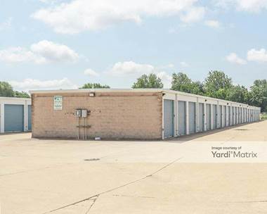 Storage Units for Rent available at 611 West Kenyon Road, Champaign, IL 61820