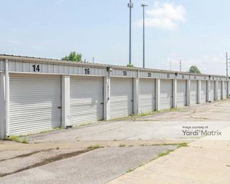 Photo 3 of Glover Street Warehouses - 602 South Glover Avenue, Urbana, IL