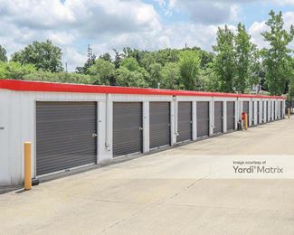 Photo 6 of Extra Space Storage - 1710 North Cunningham Avenue, Urbana, IL