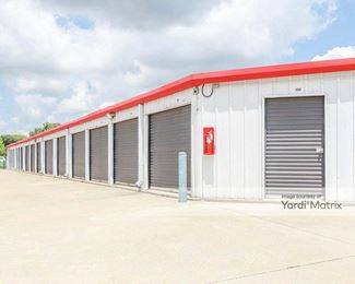 Photo 5 of Extra Space Storage - 2208 North Market Street, Champaign, IL