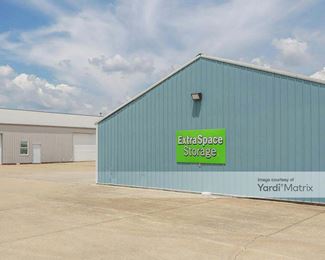 Photo 2 of Extra Space Storage - 4105 Colleen Drive, Champaign, IL