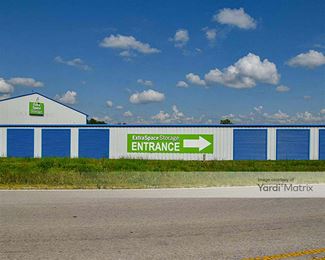 Photo 2 of Extra Space Storage - 17939 Harrison St Road, Charleston, IL