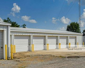 Photo 3 of Willaredt Self Storage - 800 North Route 45, Mattoon, IL