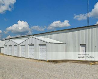 Photo 4 of Willaredt Self Storage - 800 North Route 45, Mattoon, IL