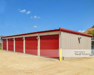 Photo 4 of Scotty-s Self Storage - 101 East Curtis Road, Savoy, IL