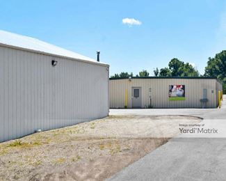 Photo 4 of Extra Space Storage - 205 East Chestnut Street, Bondville, IL