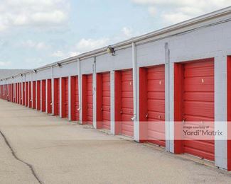 Photo 2 of Devon Self Storage - 1408 West Anthony Drive, Urbana, IL