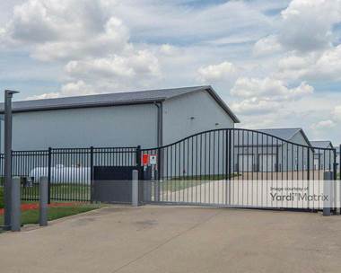 Storage Units for Rent available at 3702 West Old Church Road, Champaign, IL 61822