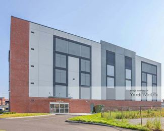 Photo 2 of Extra Space Storage - 600 Essex Street, Lawrence, MA