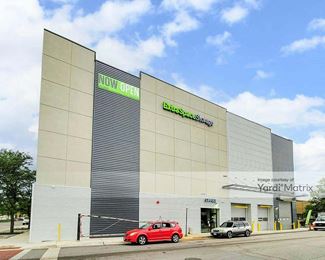 Photo 3 of Extra Space Storage - 4343 South Ashland Avenue, Chicago, IL