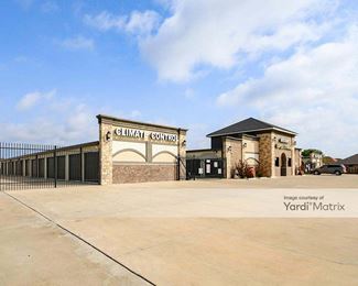 Photo 2 of Discount Storage - 6025 Southwest Blvd, San Angelo, TX