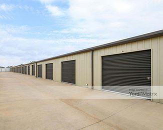 Photo 4 of Discount Storage - 6025 Southwest Blvd, San Angelo, TX