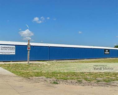 Storage Units for Rent available at 872 County Road 1000 N, Champaign, IL 61822