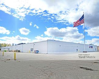 Photo 3 of Storage of America - 1377 West Center Road, Essexville, MI