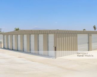Photo 2 of Purely Storage - 7979 Niles Street, Bakersfield, CA