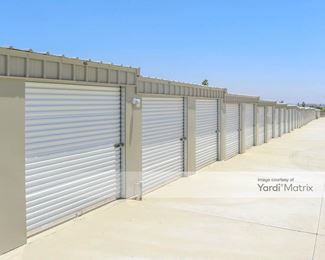 Photo 3 of Purely Storage - 7979 Niles Street, Bakersfield, CA