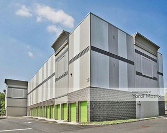 Photo 2 of modSTORAGE - 221 Old New Brunswick Road, Piscataway, NJ