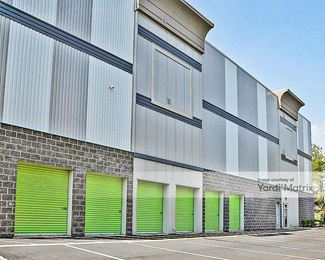 Photo 4 of modSTORAGE - 221 Old New Brunswick Road, Piscataway, NJ
