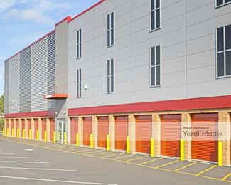 Photo 4 of CubeSmart Self Storage - 505 Bi-County Blvd, Farmingdale, NY