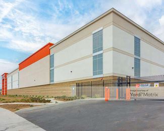 Photo 2 of Public Storage - 13808 Imperial Hwy, Santa Fe Springs, CA