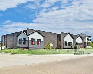 Photo 2 of Extra Space Storage - 1500 Prospect Road, Lake St Louis, MO