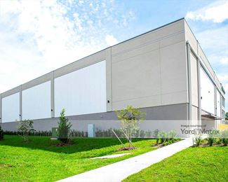 Photo 5 of Extra Space Storage - 3850 West King Street, Cocoa, FL