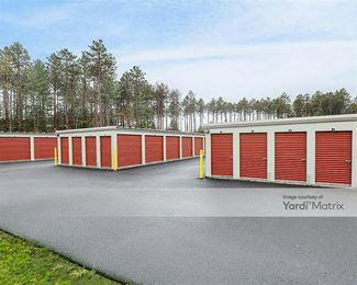 Photo 2 of Stor-Ex Self Storage - 8 Corporate Drive, Essex Junction, VT