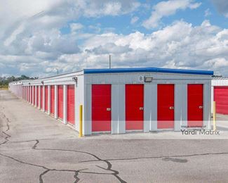 Photo 2 of Storage Rentals of America - 5535 Bemiss Road, Valdosta, GA