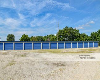 Photo 5 of Capitol Storage - 818 South Dirksen Pkwy, Springfield, IL