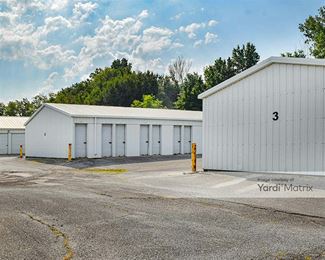 Photo 3 of A B-C Mini Storage - 901 East Morton Avenue, Jacksonville, IL