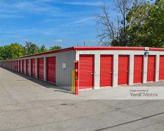 Photo 1 of 10 Federal Storage - 3500 South 6th Street, Springfield, IL