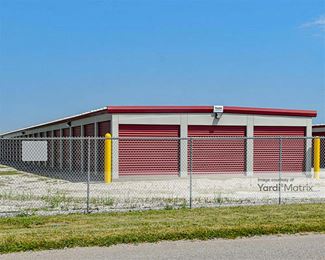 Photo 3 of American Way Storage - 2007 West Spresser Street, Taylorville, IL