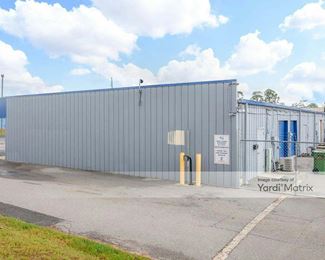 Photo 2 of FreeUp Storage - 218 Lakes Blvd, Lake Park, GA