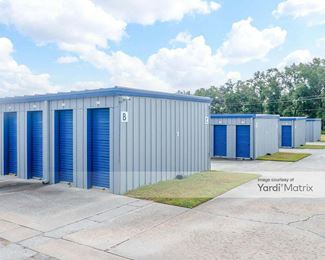Photo 4 of FreeUp Storage - 218 Lakes Blvd, Lake Park, GA