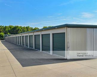 Photo 2 of Capitol Storage - 3012 Great Northern Drive, Springfield, IL
