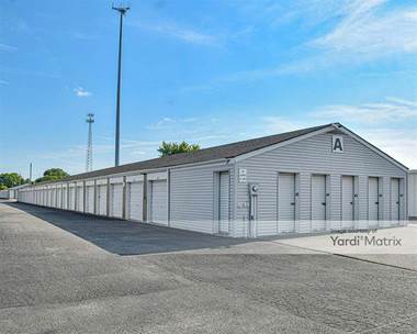 Storage Units for Rent available at 3500 Hollis Drive, Springfield, IL 62711