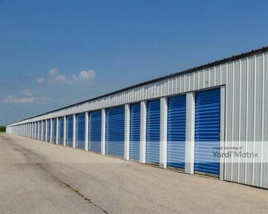 Storage Units for Rent available at 9132 State Route 4, Chatham, IL 62629