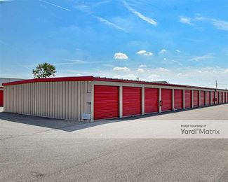 Photo 3 of 10 Federal Self Storage - 900 East Straight Street, Springfield, IL
