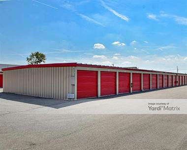 Storage Units for Rent available at 900 East Straight Street, Springfield, IL 62703
