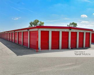 Photo 5 of 10 Federal Self Storage - 900 East Straight Street, Springfield, IL