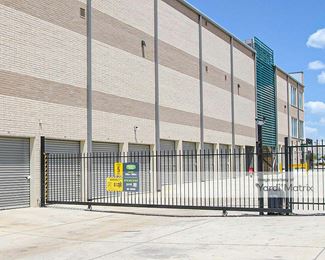 Photo 2 of Extra Space Storage - 2901 Strawn Lane, Fort Worth, TX
