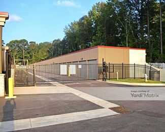 Photo 2 of StorQuest Self Storage - 3485 Bill Arp Road, Douglasville, GA