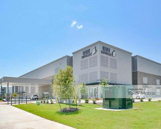 Photo 4 of UpLift Self Storage - 6726 Stockman Drive, Austin, TX