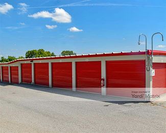 Photo 5 of 10 Federal Storage - 500 West Browning Road, Springfield, IL