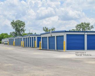 Photo 3 of Storage of America - 554 Infirmary Road Road, Dayton, OH