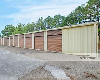Photo 2 of Storage Center - 1300 East Pine Street, Jacksonville, TX